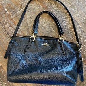 Coach purse! Great condition! Perfect size.
